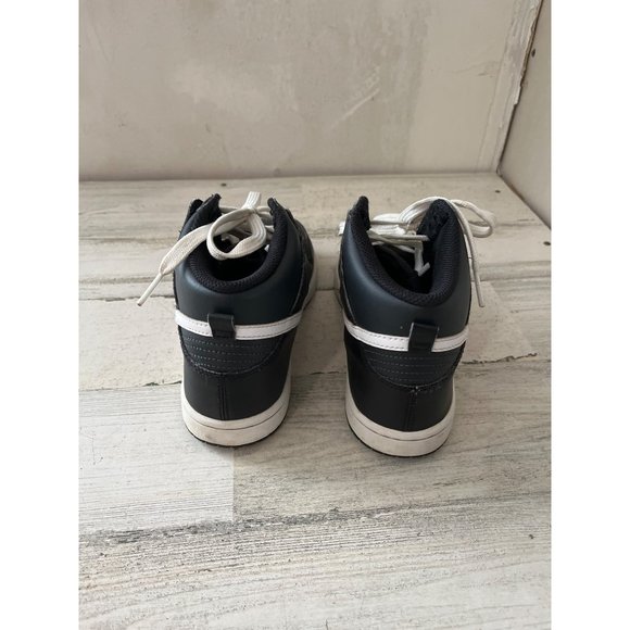 Nike DH9753-001 children’s black and white lace-up high tops - Picture 3 of 5